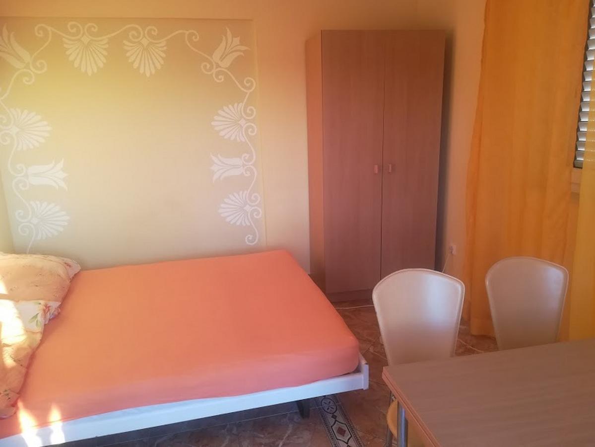 Apartments Barisic Hrvatskih Zrtava 404 Seget Vranjica Trogir Eksteriør bilde