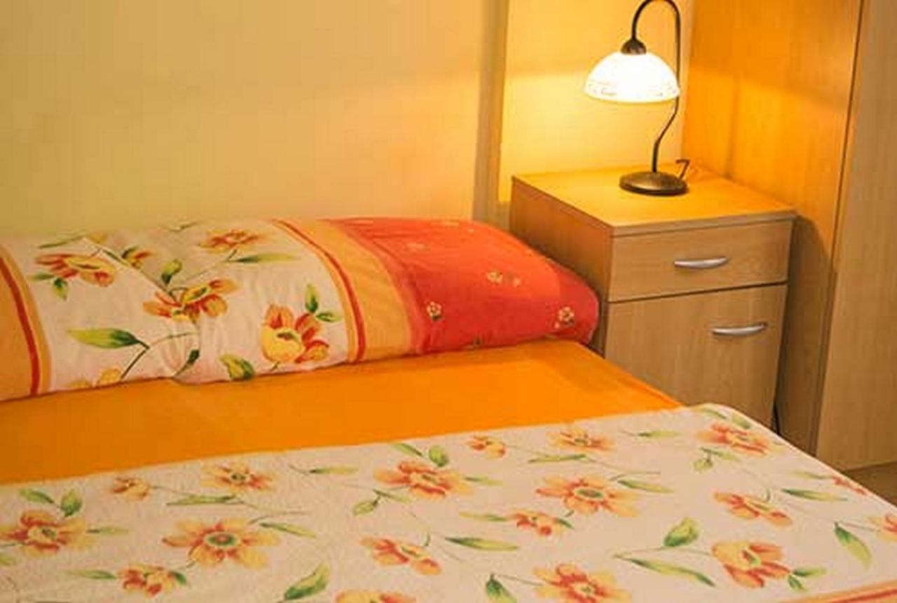 Apartments Barisic Hrvatskih Zrtava 404 Seget Vranjica Trogir Eksteriør bilde