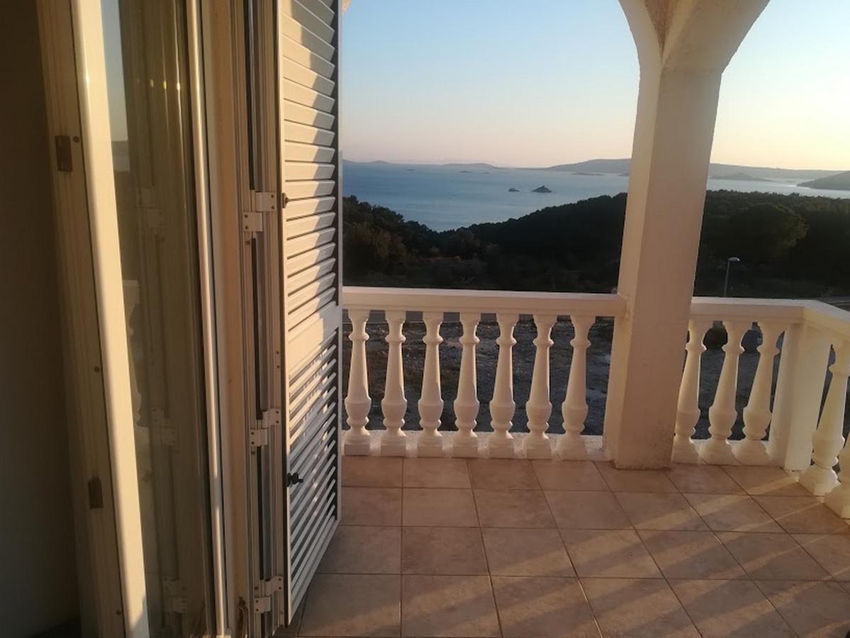 Apartments Barisic Hrvatskih Zrtava 404 Seget Vranjica Trogir Eksteriør bilde