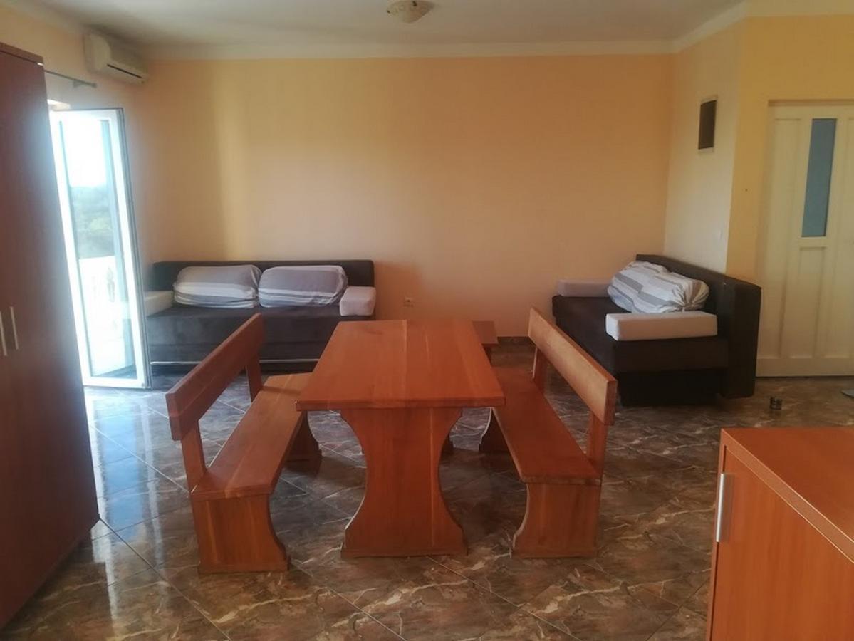 Apartments Barisic Hrvatskih Zrtava 404 Seget Vranjica Trogir Eksteriør bilde