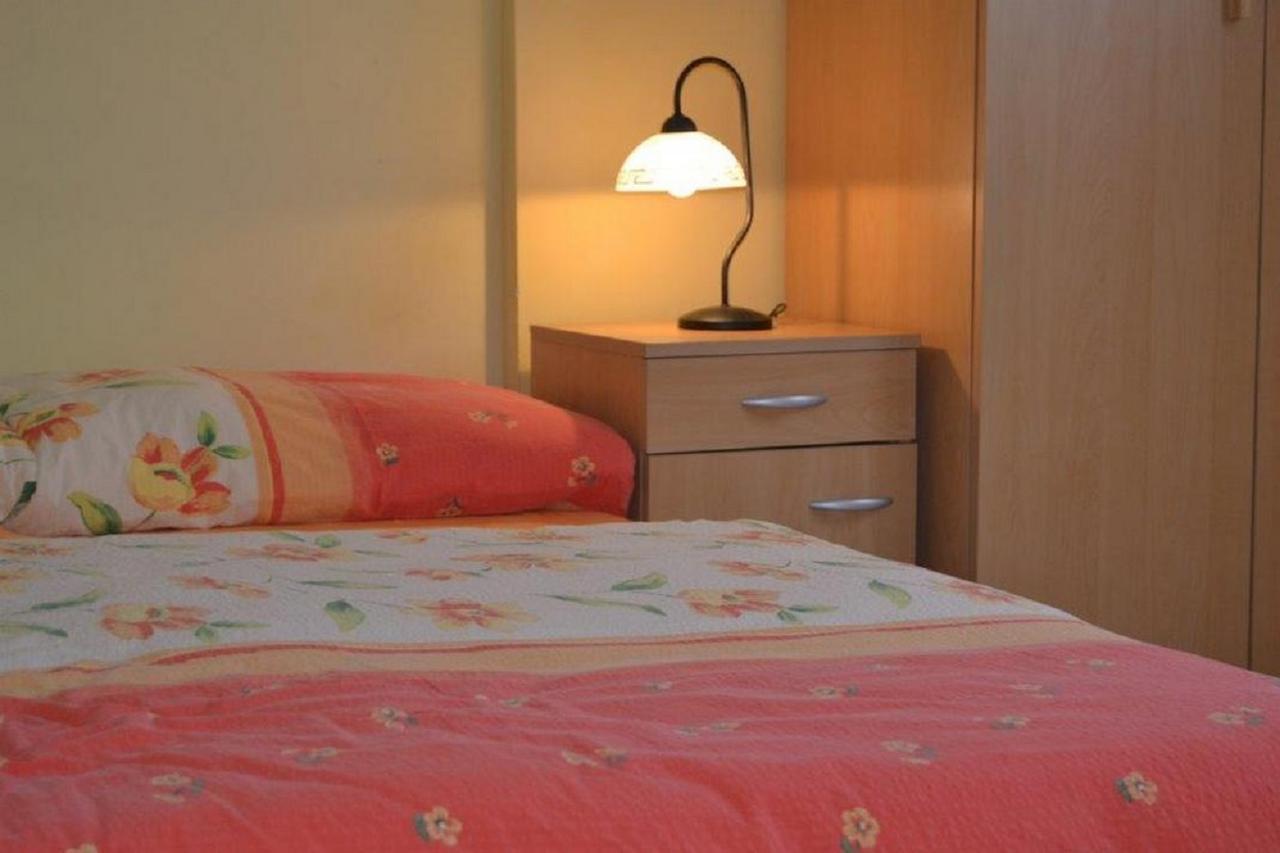Apartments Barisic Hrvatskih Zrtava 404 Seget Vranjica Trogir Eksteriør bilde