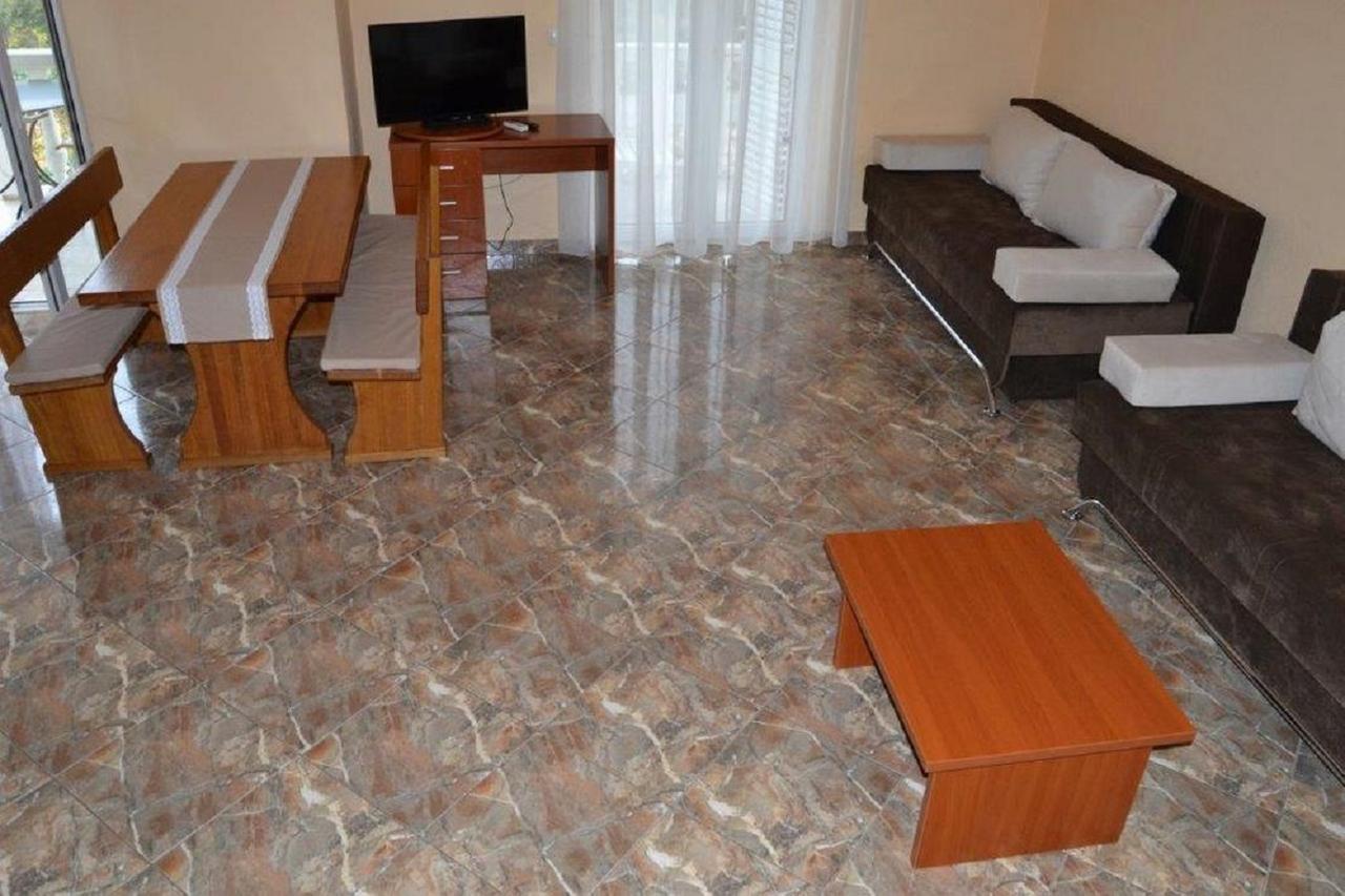 Apartments Barisic Hrvatskih Zrtava 404 Seget Vranjica Trogir Eksteriør bilde